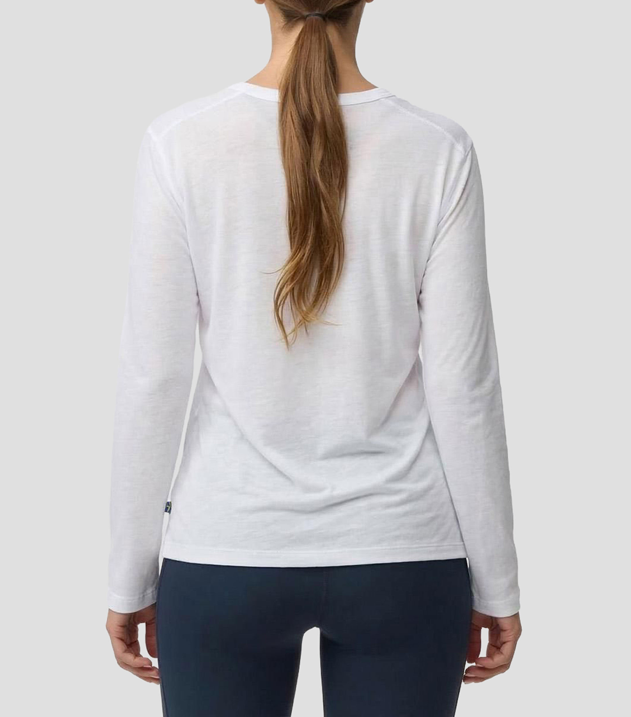 Playera deportiva de cuello redondo y manga larga High Coast lisa Mujer